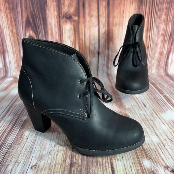 Clarks Shoes - Clarks BERGEN Size 8.5 Black Leather Lace Up Block Heel Ankle Boots Bootie Shoes